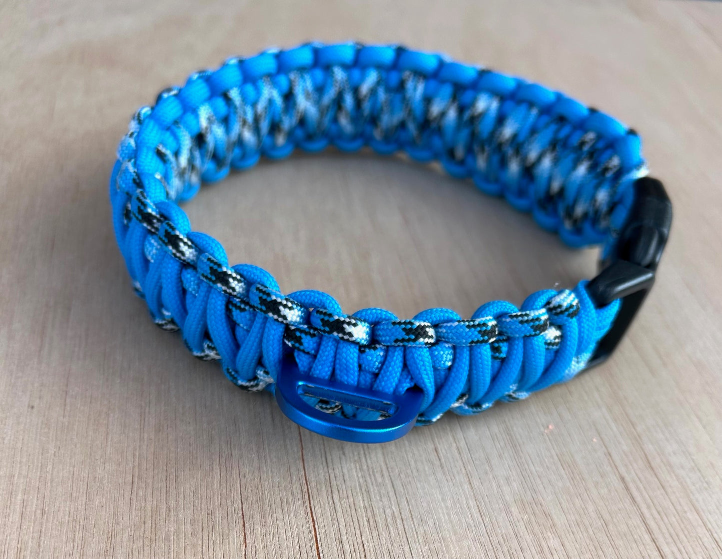 Cobra weave collar - Shock-flex Clasp