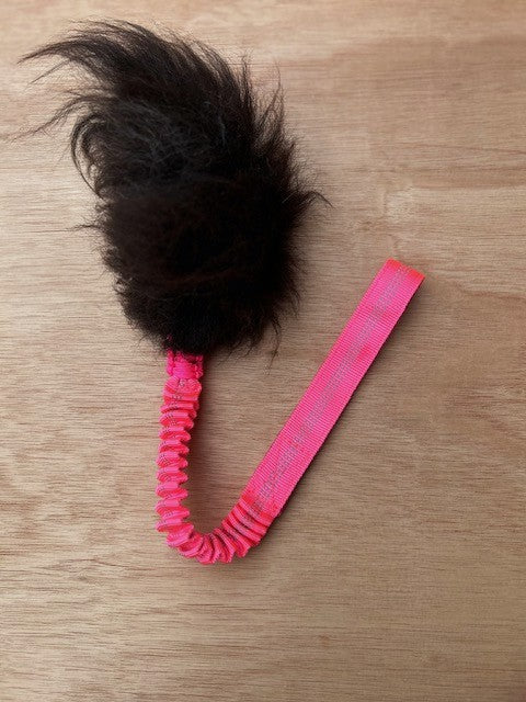 Sheepskin Bungee Tuggie - 23 inch
